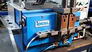 Şerit kaynak makinesi